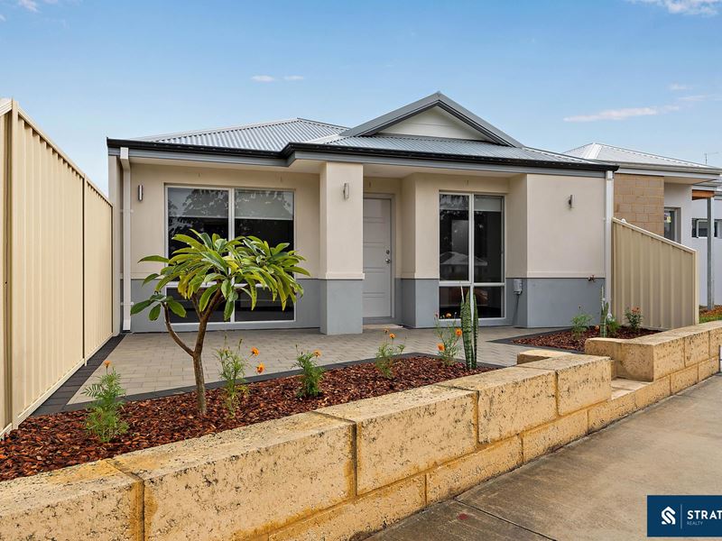 4 Brianne Lane, Cockburn Central WA 6164