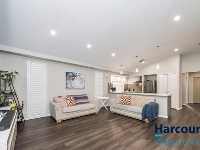 34 Elmina Avenue, Ellenbrook WA 6069