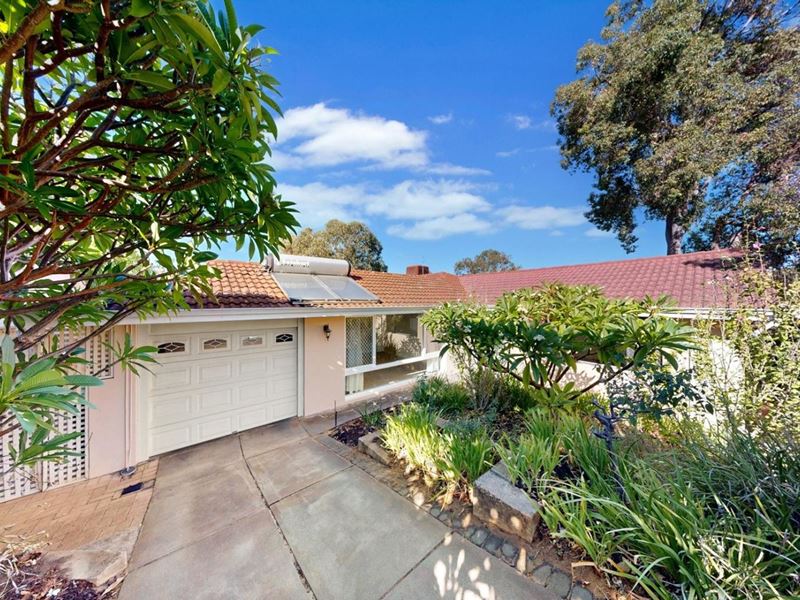 16 March Street, Gwelup WA 6018