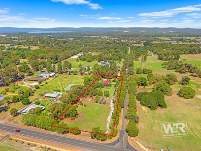 15 Harrogate Road, Gledhow WA 6330