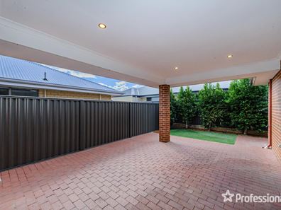 6 Ligado Avenue, Aveley WA 6069