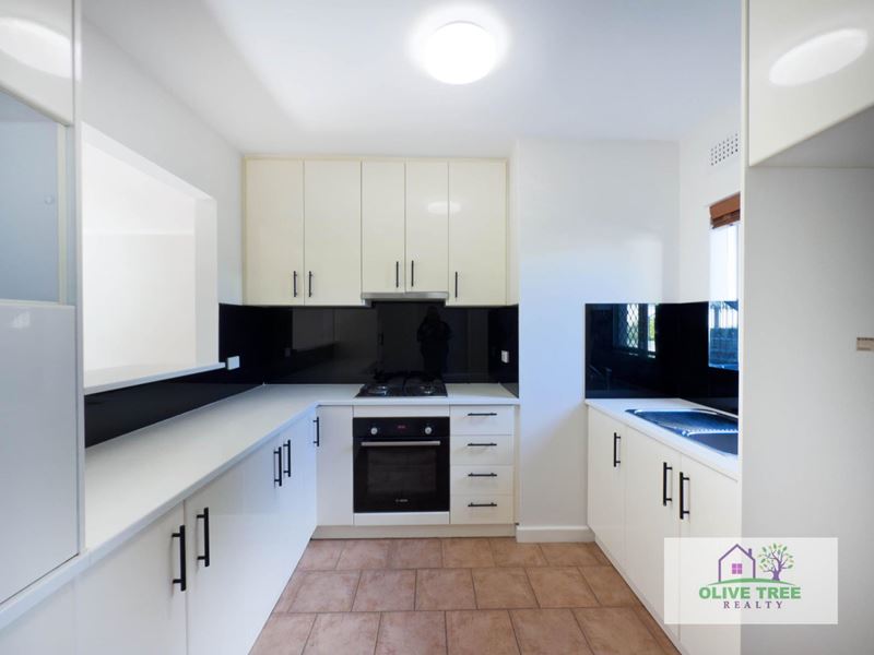 4/30 Jennings Way, Lockridge WA 6054