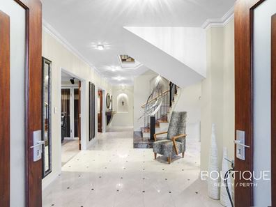 2 Tobago Rise, Hillarys WA 6025