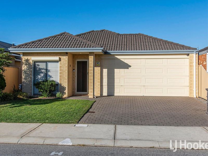 42 Middle Parkway, Canning Vale