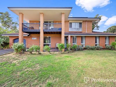 14 Knapp Drive, Leschenault WA 6233