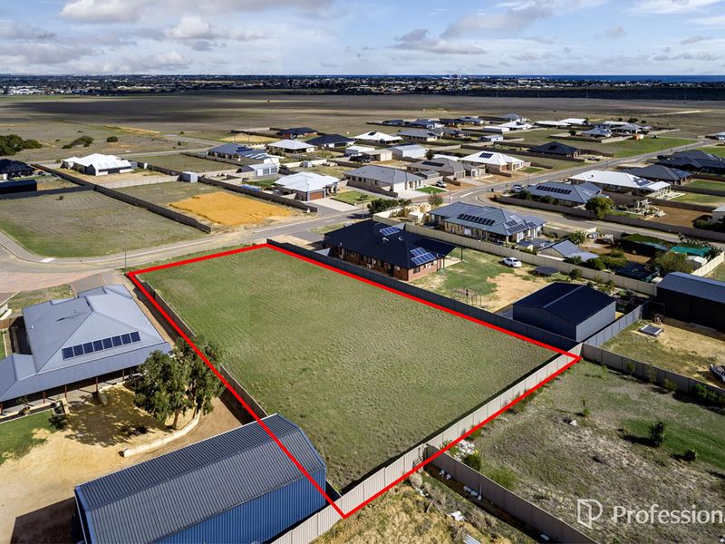 16 Lobelia Way, Moresby