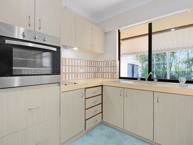 8/12 Creery Street, Dudley Park WA 6210