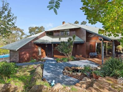 9 Amherst Avenue, Darlington WA 6070