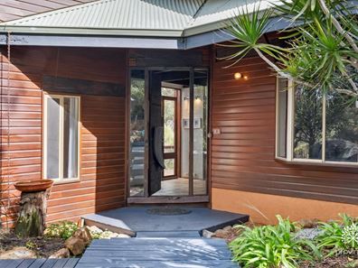 9 Amherst Avenue, Darlington WA 6070