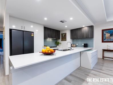 6/20 Brooks Street, Kalamunda WA 6076