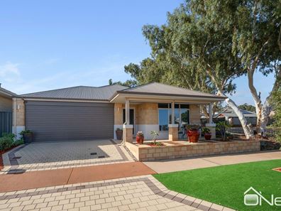 11 Chidlow Way, Byford WA 6122