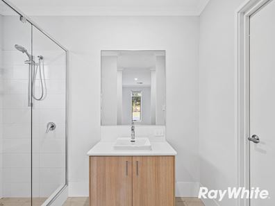36 Swiftshire Road, Madora Bay WA 6210