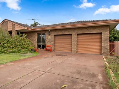 12 Wyton Place, Gosnells WA 6110