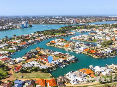 5 Quayside Close, Halls Head WA 6210