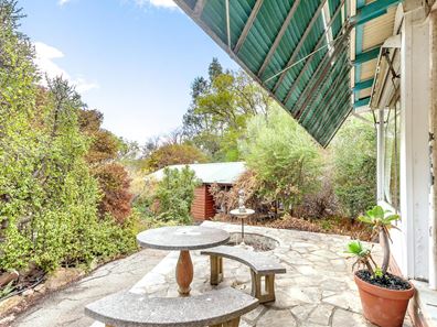 6 Butcher Road, Roleystone WA 6111