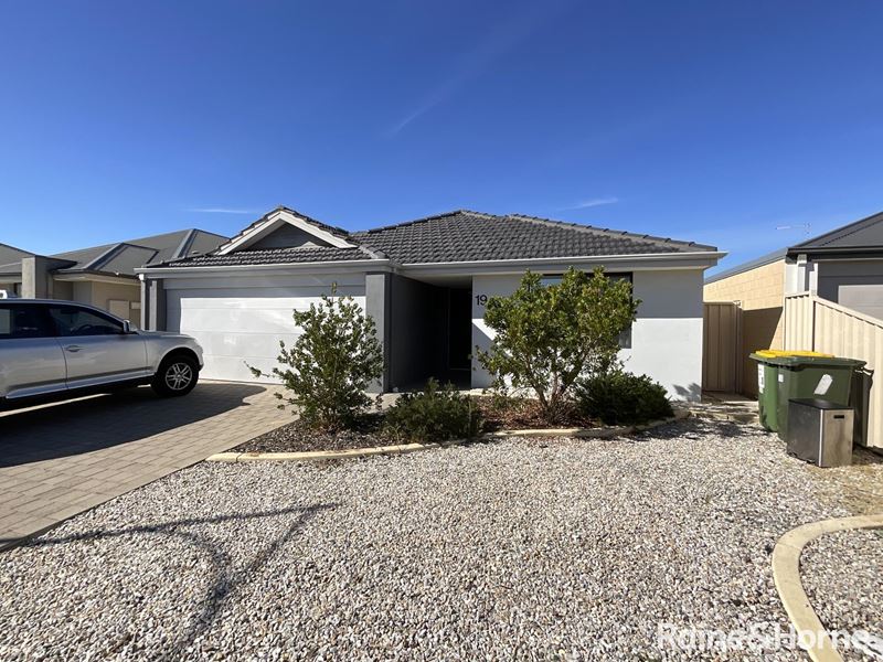 19 Kendale Way, Meadow Springs WA 6210