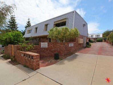 2/36 Gardner Street, Como WA 6152