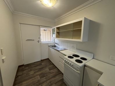 2/8 Kensington Avenue, Dianella WA 6059