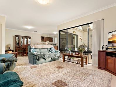 13/15 Creery Street, Dudley Park WA 6210
