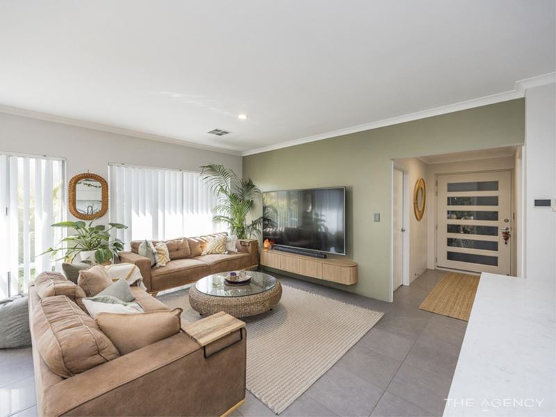 6A Westerly Crescent, Heathridge WA 6027
