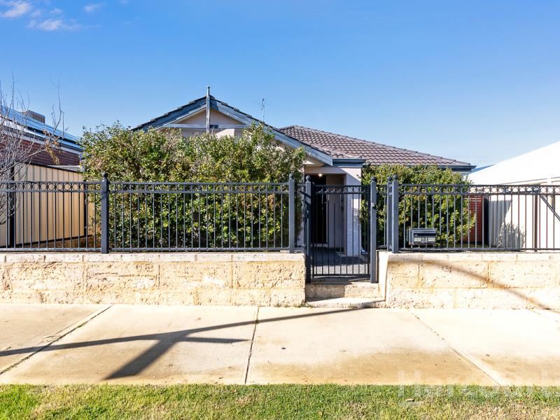 24 La Mirada Avenue, Clarkson