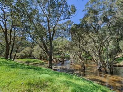 133 Wilson Road, Bullsbrook WA 6084