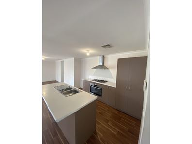 4 Delaware Street, Aveley WA 6069