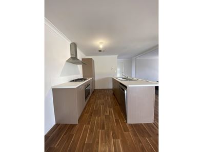 4 Delaware Street, Aveley WA 6069