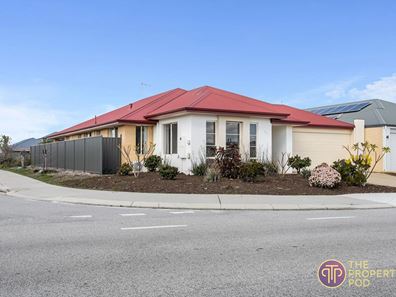 102 Verbana Drive, Aveley WA 6069