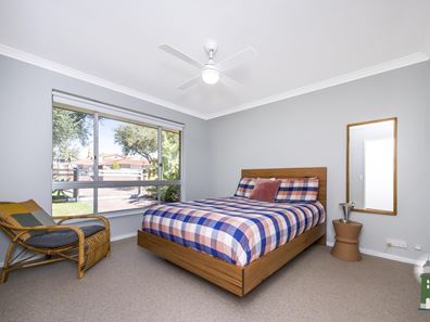 24 Duffield Avenue, Beaconsfield WA 6162