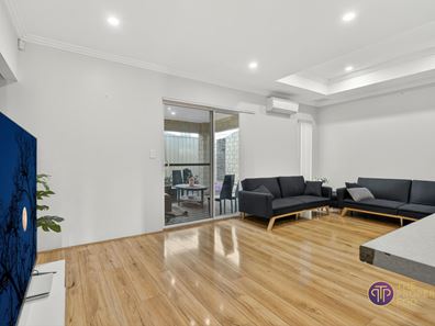 3/15 Belcastro Way, Madeley WA 6065