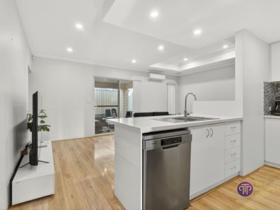 3/15 Belcastro Way, Madeley WA 6065