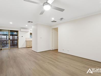 19/33 Brookside Avenue, Kelmscott WA 6111