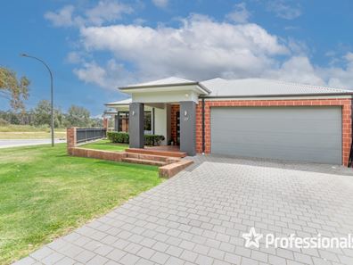 27 Bucker Street, Whitby WA 6123
