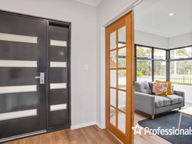 27 Bucker Street, Whitby WA 6123