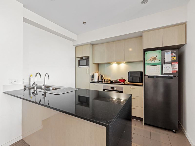 121/3 Homelea Court, Rivervale