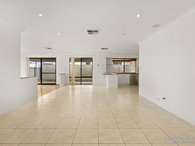 5 Contorta Road, Canning Vale WA 6155