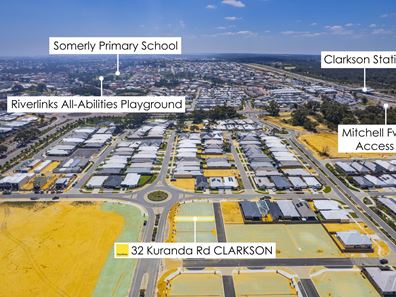32 Kuranda Road, Clarkson WA 6030