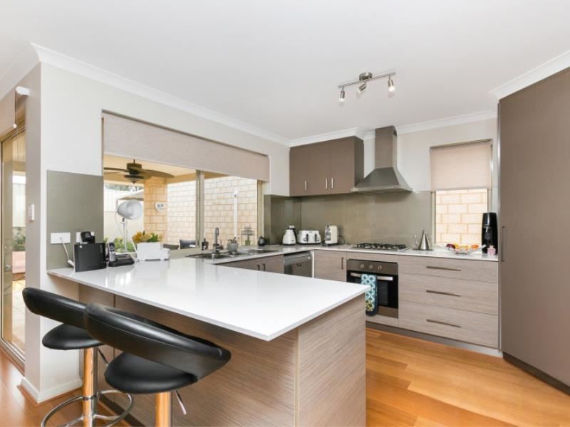10B Senna Close, Coogee WA 6166