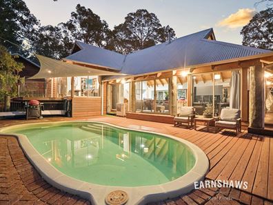 945 Martin Road, Mundaring WA 6073