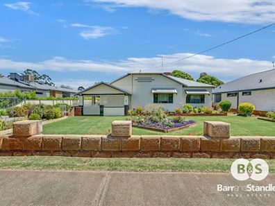 7 Knowles Street, Harvey WA 6220