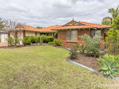 14 Burtonia Place, Canning Vale WA 6155