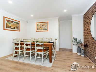 4 Bolderwood Drive, South Lake WA 6164