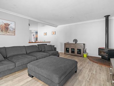 60 Kookaburra Drive, Greenfields WA 6210