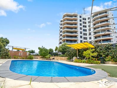 35/6A Valley Road, Halls Head WA 6210