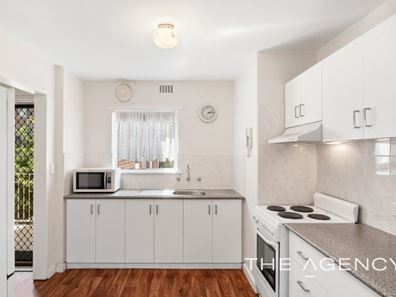 8/10 Prescott Place, Orelia WA 6167