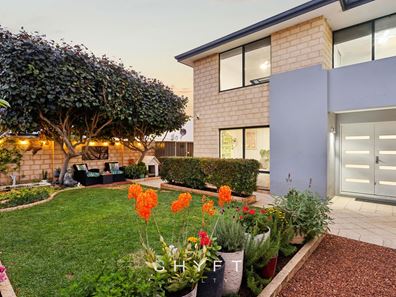 24 Bayport Circuit, Mindarie WA 6030