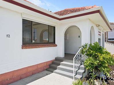 12 Hamilton Road, Hamilton Hill WA 6163