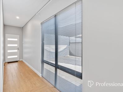 4B Heathcroft Road, Balga WA 6061
