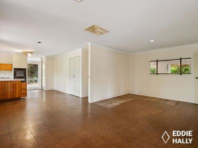 11 Tuart Place, Yangebup WA 6164